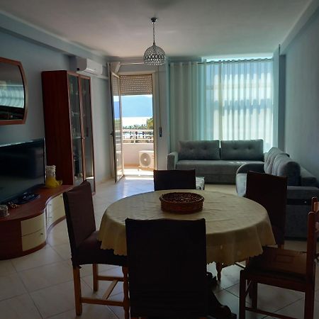 Duplex Lungomare Suites فلورا الغرفة الصورة
