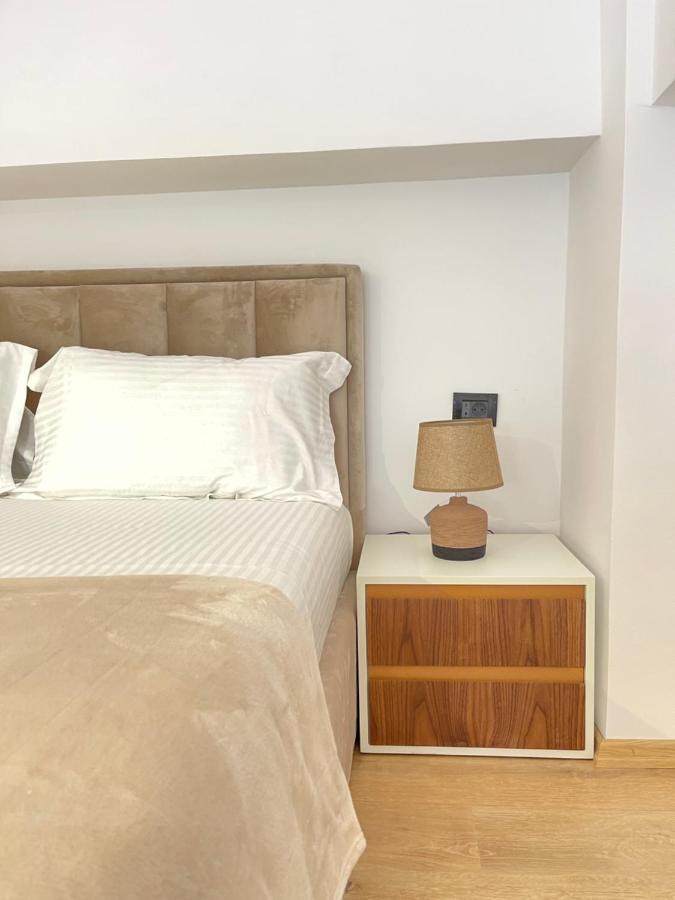 Duplex Lungomare Suites فلورا المظهر الخارجي الصورة