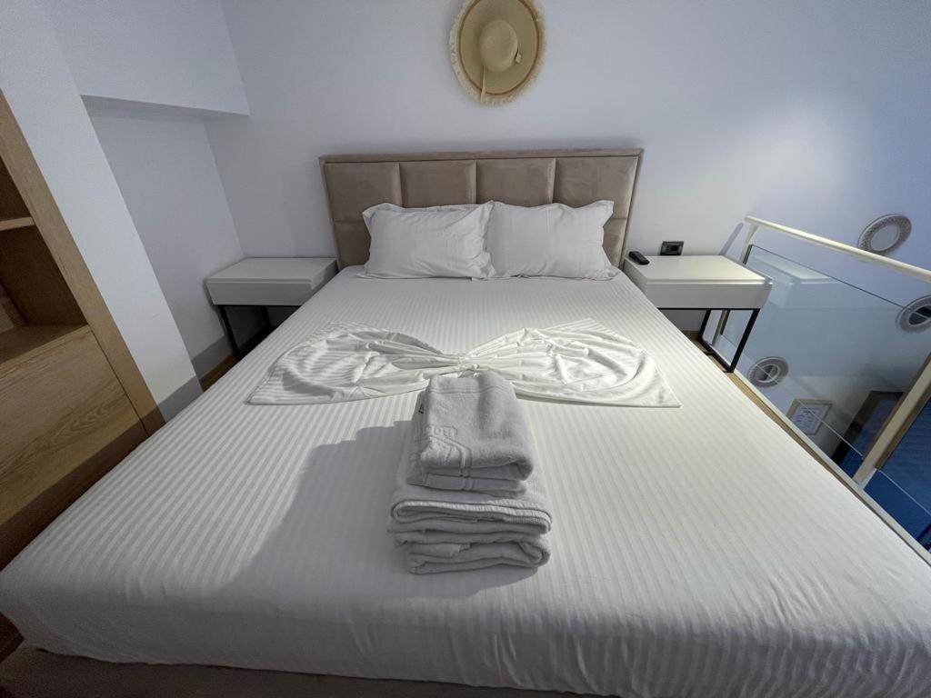 Duplex Lungomare Suites فلورا المظهر الخارجي الصورة